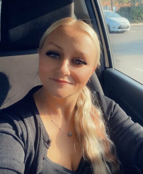 petitiepolly art model galleries