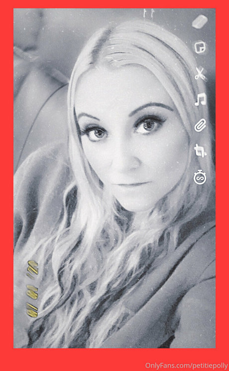 petitiepolly top star image