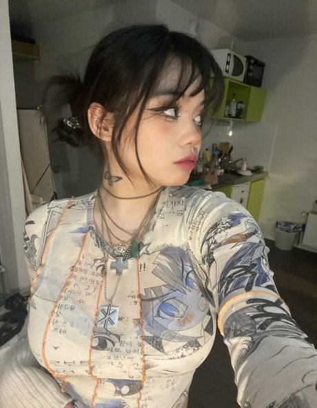 iadivinecomedie exclusive actress photos