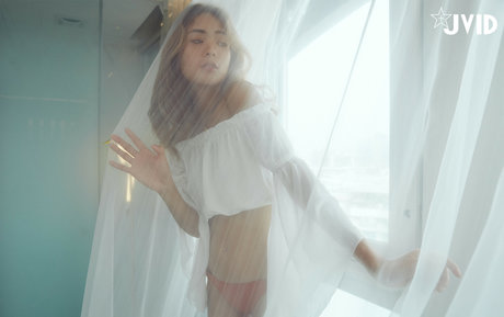 vv levia model hot galleries