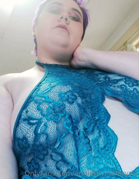 anniethymeforyou hot star image