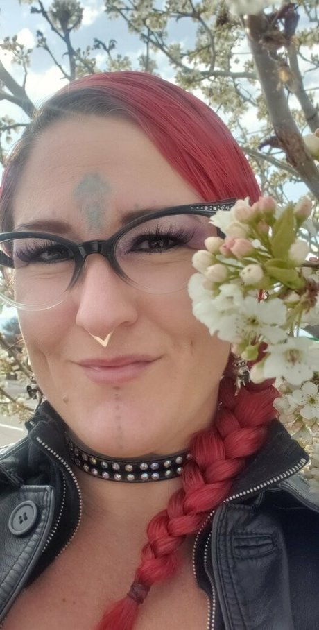 harmonydivine naked model images