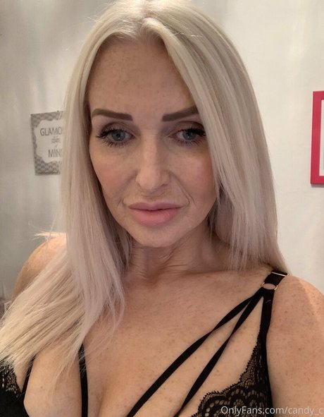 candy c naked model img
