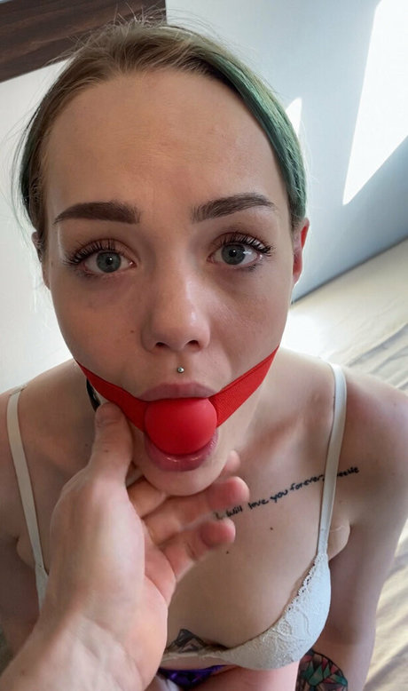 ciciastral hot model photo