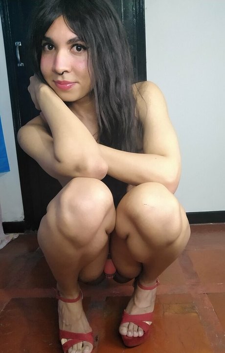 veronicasanders sexy model images