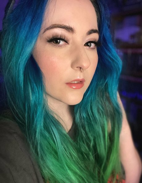 Afkayt pornstar sexy pictures