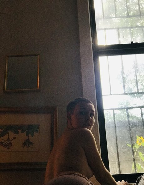 peachcreamzzz star picture