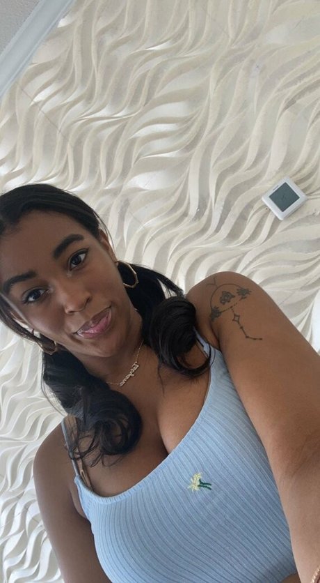 TatyMx pornstar nude pic