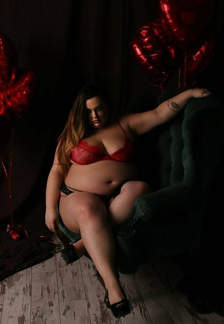 plussize model star free images