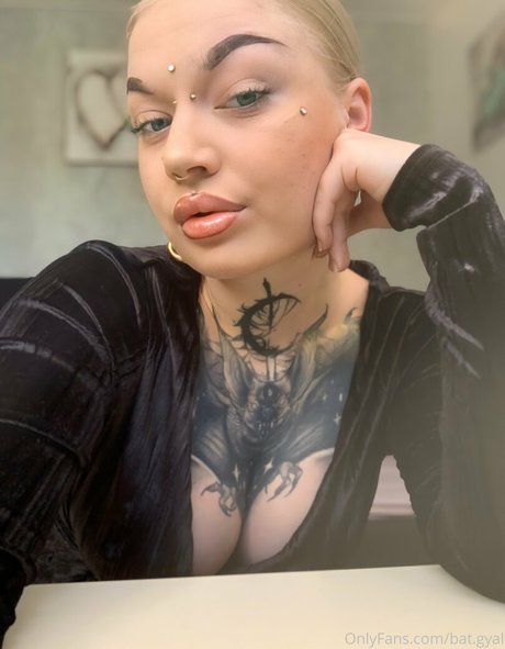 bat gyal pornstar hot gallery