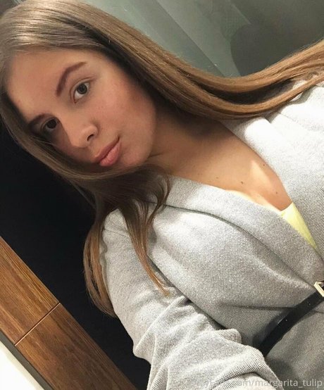 margaritatulip art star picture