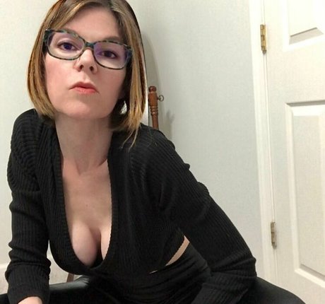 Laurie Kim art pornstar image