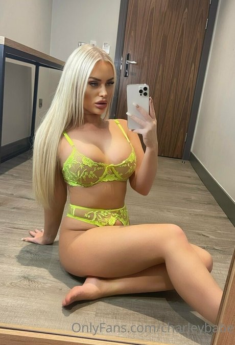 charleybabe star nice photos