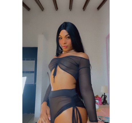 ebonyskinn model pretty photo