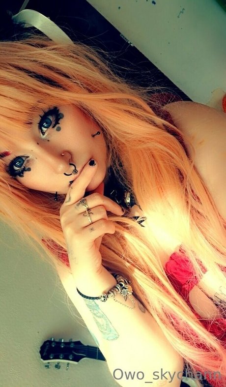 owo skychann xxx actress image