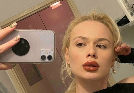 linaroyalty perfect star archive