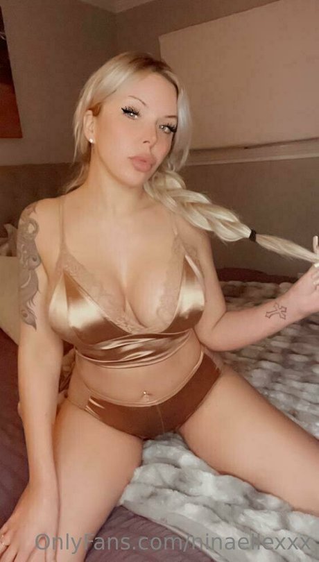 ninaellexxx model beautiful img