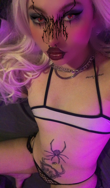 kitibratx erotic pornstar photos