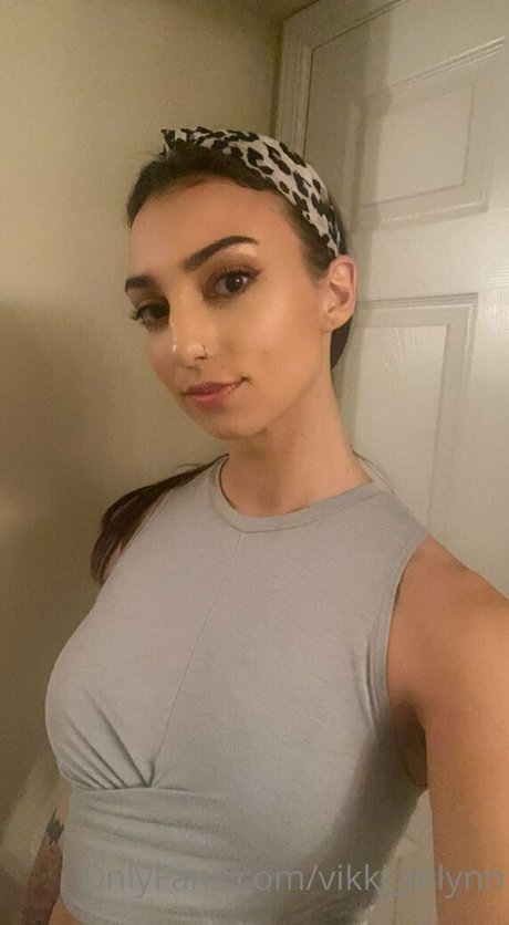 Vikki Mlynn model exclusive archive