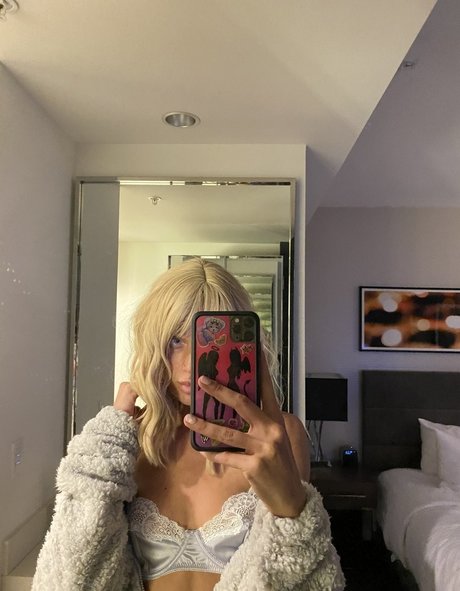 Lexiefucks beautiful actress picture