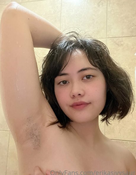 erikasivysaur naked star pictures