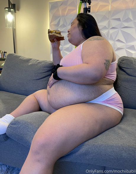 mochiibabii pornstar sexy photo