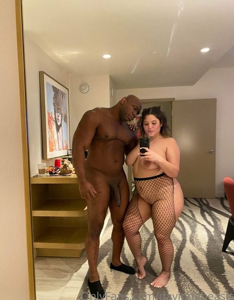 davindabeastt sex model pic