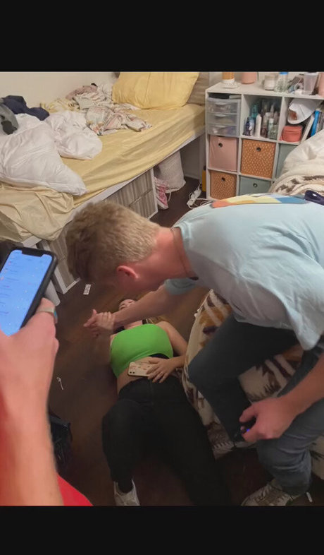 Emma R B adult model img