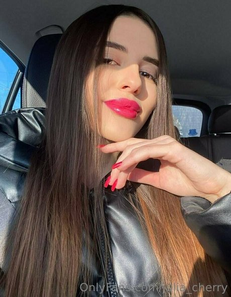 julia cherry perfect actress galleries