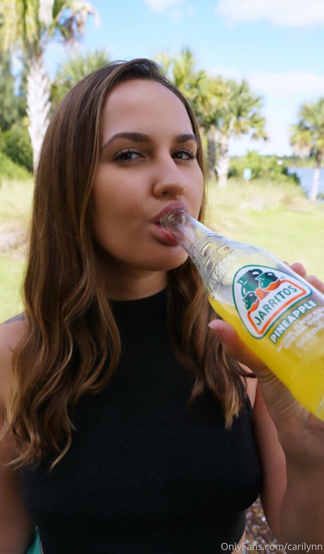 carilynn sexy model photos