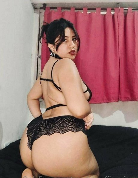 candyxcoffinsxfree nude model pic