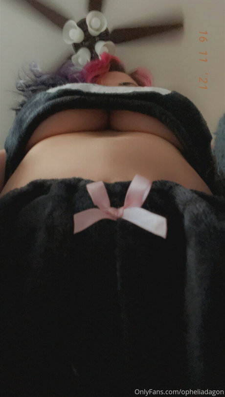 onlineevie porn model photo