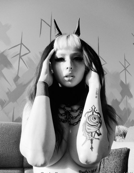 darkbarbied0ll star pretty pictures