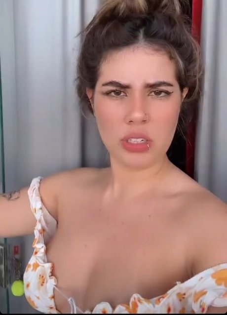 Carlevellyn nude star pics