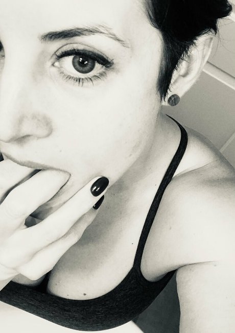 unconstrainedbyu nice model img