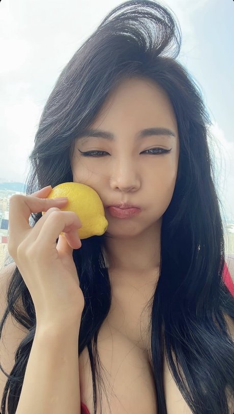 Jeee622 naked actress archive