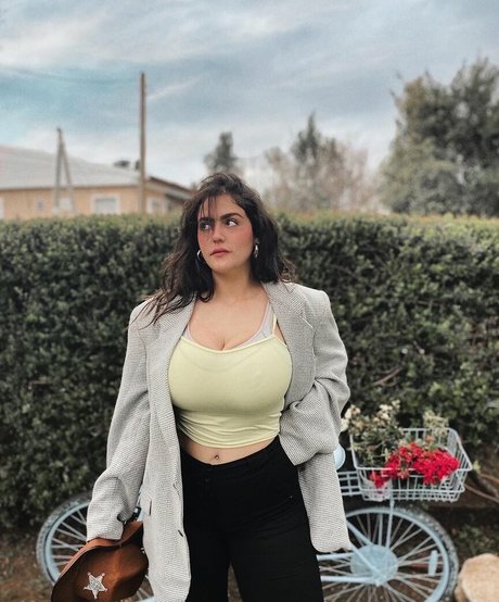 Noam L top pornstar picture