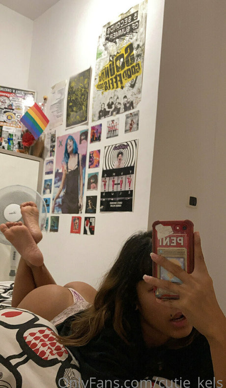 cutie kels naked pornstar pics