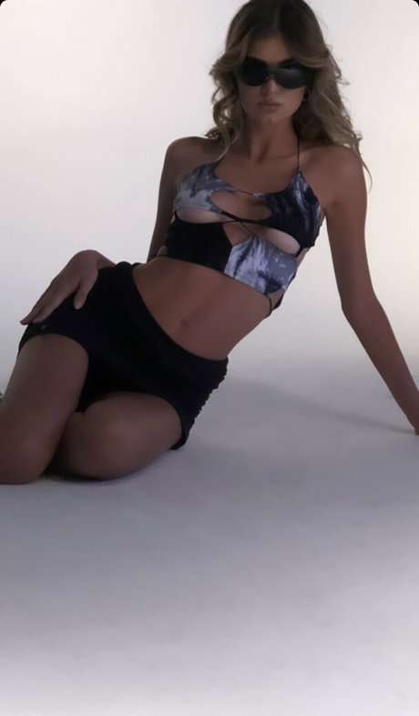 Lis Cortez perfect actress gallery