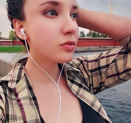 Lena Leyman model high quality images