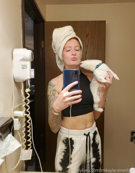 mikaylarainesfans erotic actress img