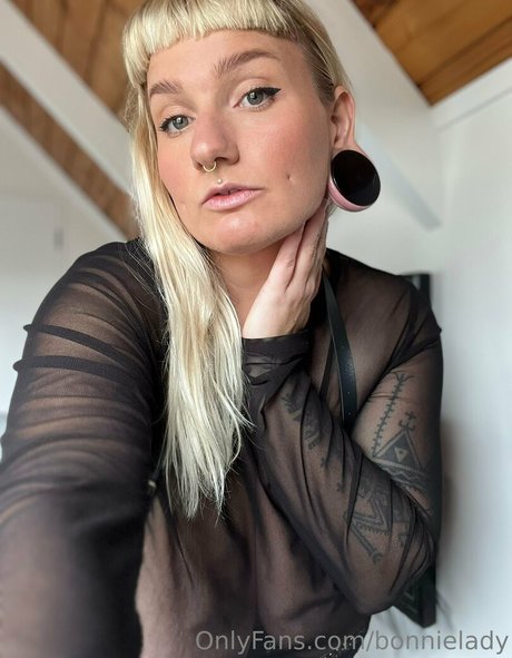 bonnielady model sexy archive