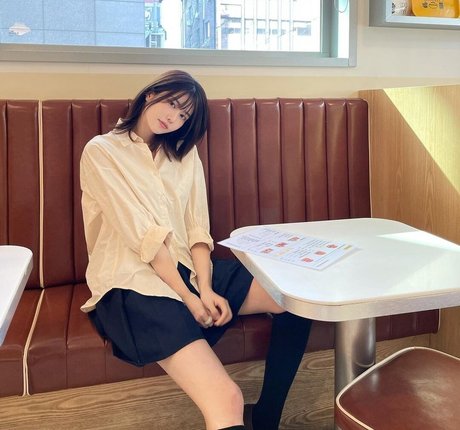 Lee Hayun nude pornstar photos