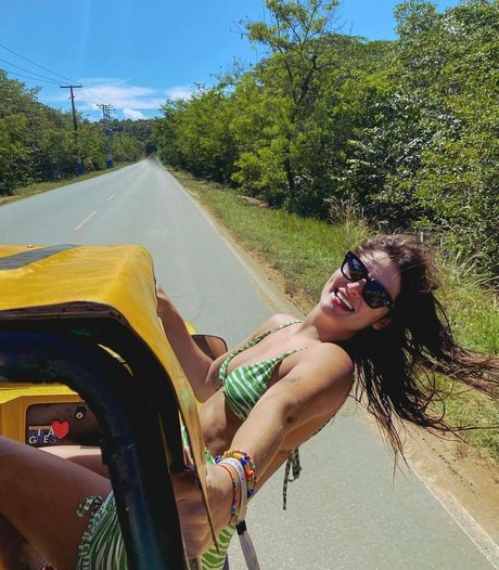 Mariana Nery xxx model picture