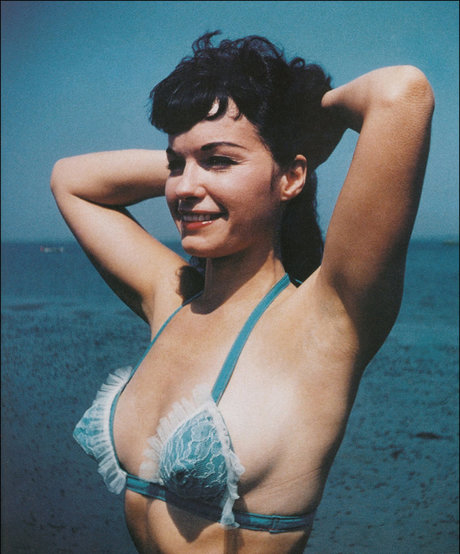 Bettie Page pornstar high quality pic