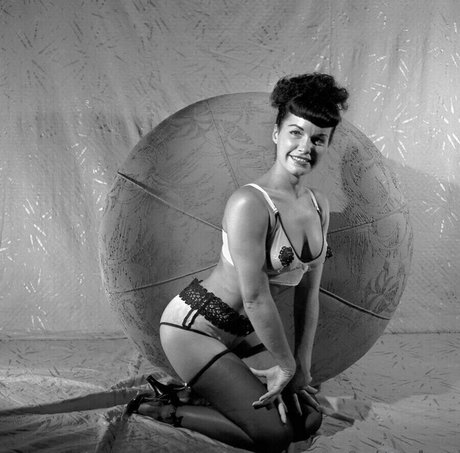Bettie Page adult actress pictures