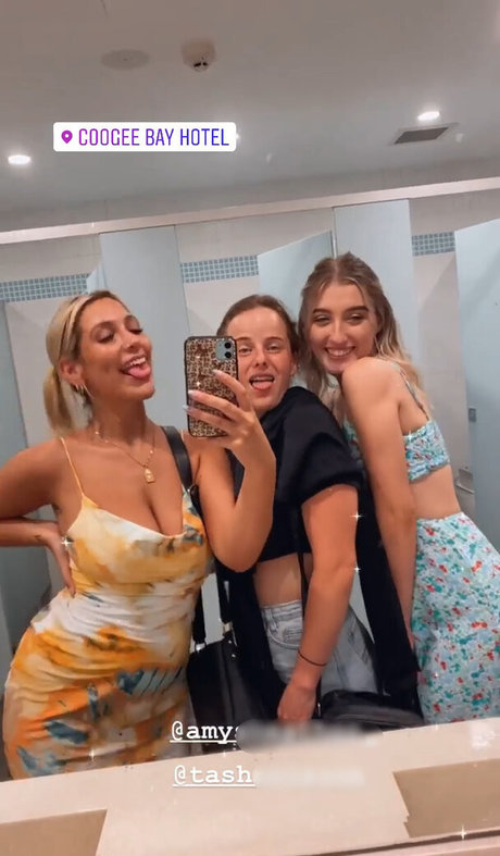 Ariel D sex pornstar pic