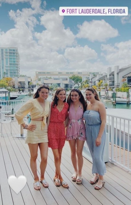 pawg teen onlyfans sexy naked image