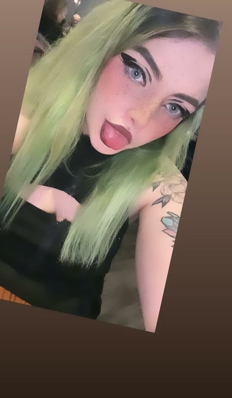 Spitwicked pornstar adult gallery