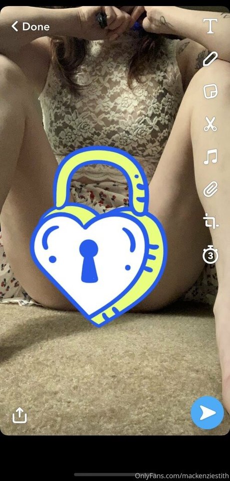 mackenziestith exclusive star pic